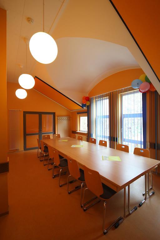 DJH Jugendherberge Waren - Müritz Exterior foto
