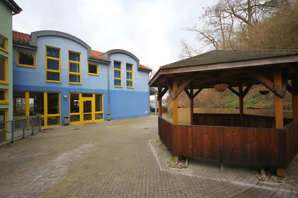 DJH Jugendherberge Waren - Müritz Exterior foto